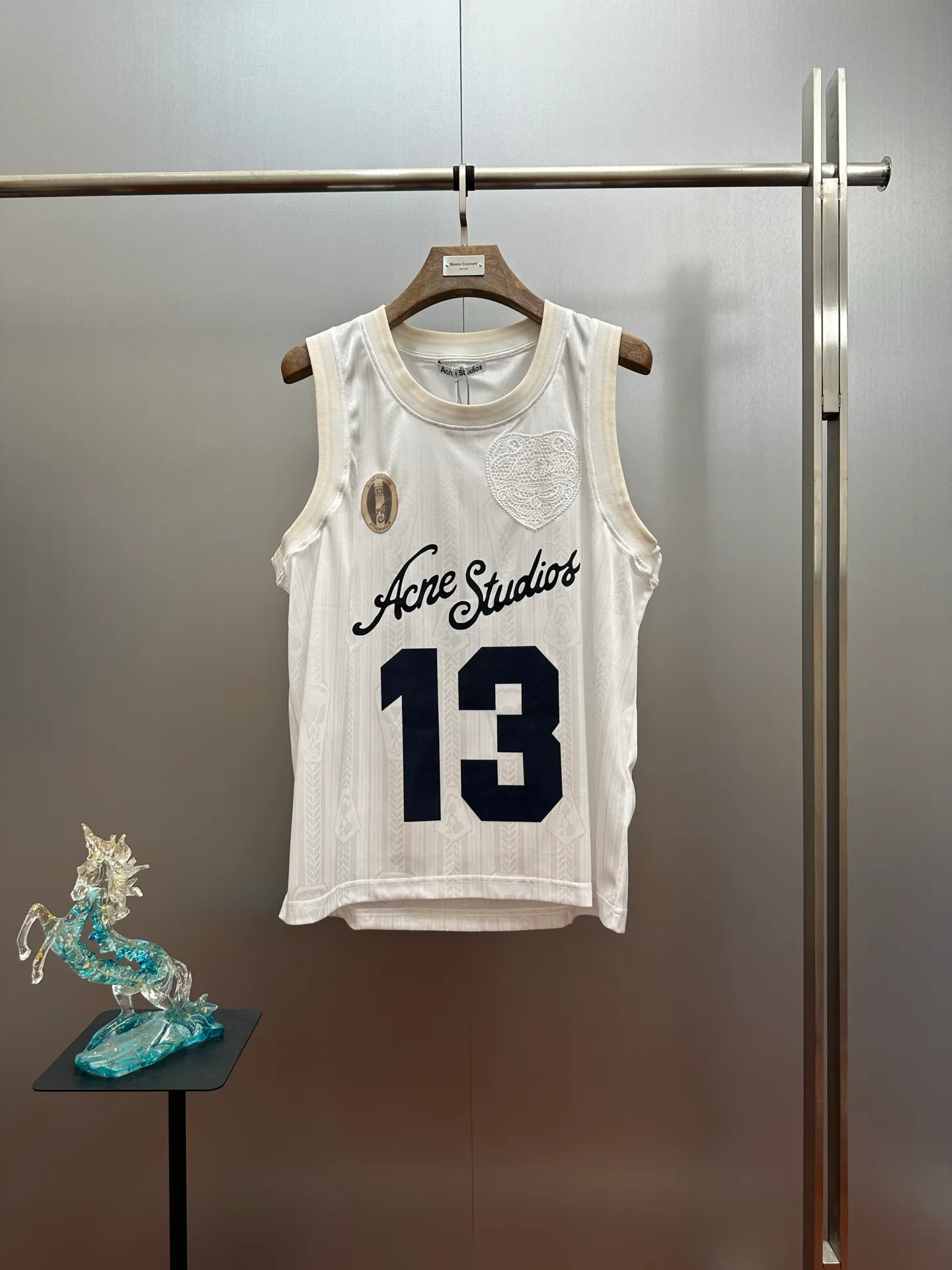 180 Acne Studios 26SS football jersey technical jacquard fabric logo vest Authentic 3400 purchased and developed, customized polyester fiber high count jacquard fabric 170 grams, 100% cotton twill fabric grams, flat machine ribbing, high temperature heat transfer, template embroidery, glue printing, fabric jacquard, customized 1:1 badge logo, customized 1:1 trademark, loose version Size: S M L XL